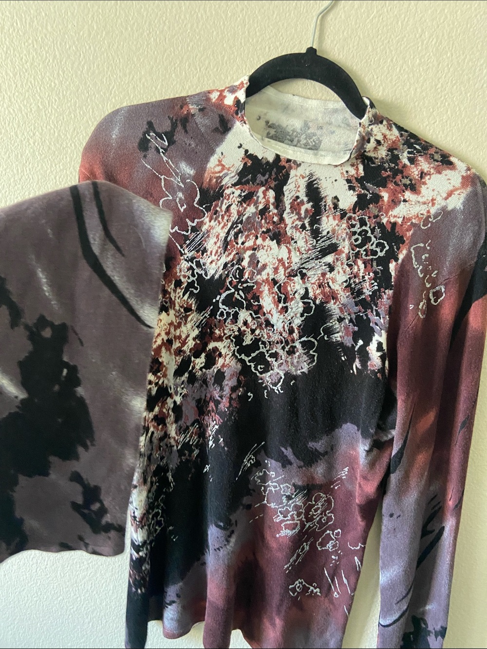 ALBERTO MAKALI Long Sleeve Abstract Printed Soft Sweater - Picture 3 of 6